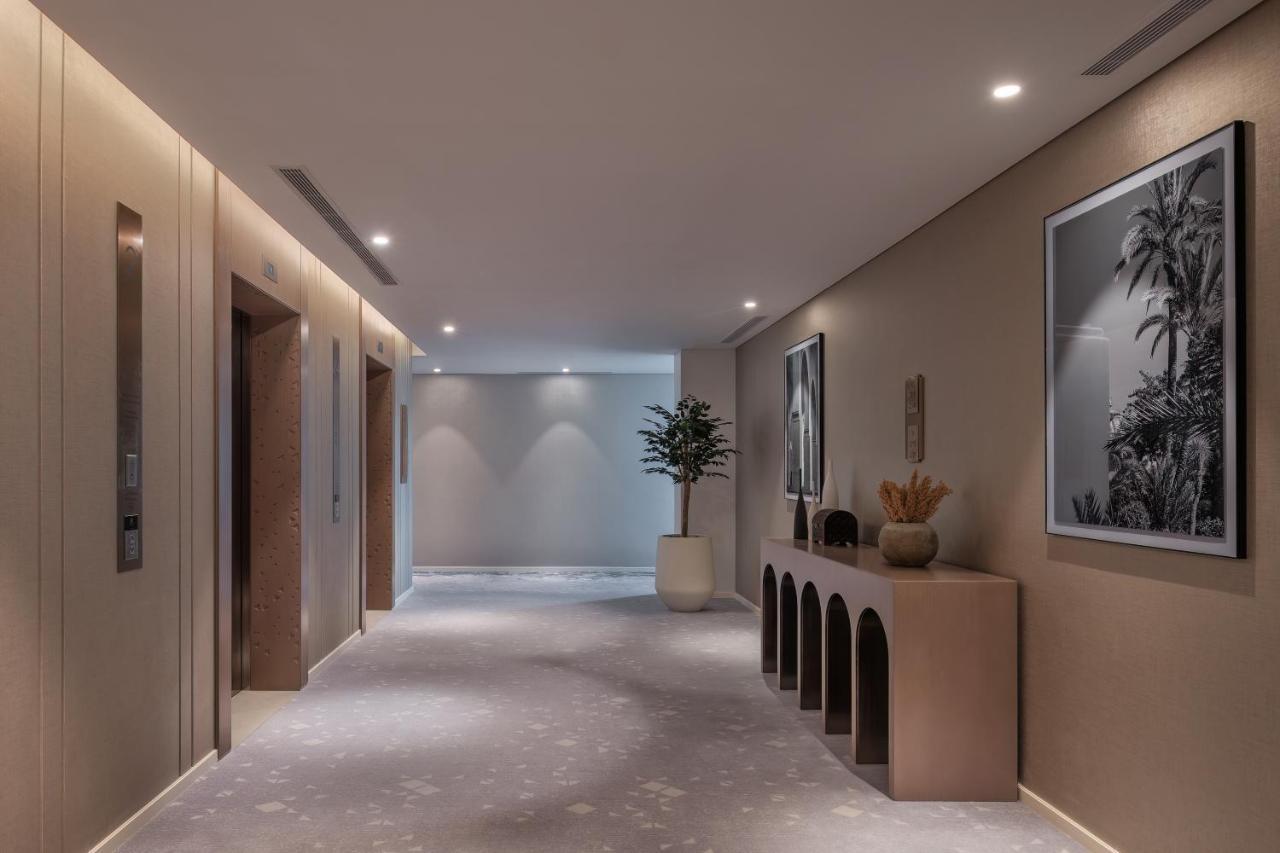 Palace Beach Resort Φουτζάυρα Εξωτερικό φωτογραφία The interior of the hotel