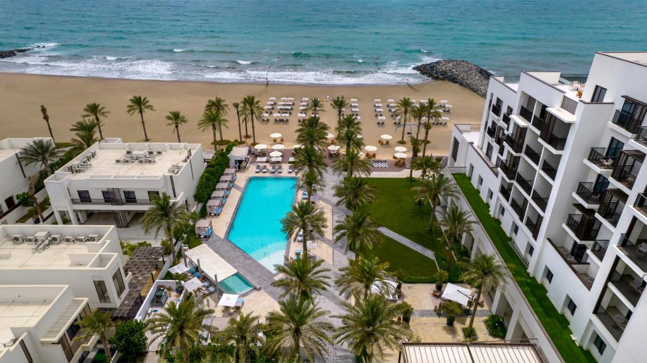 Palace Beach Resort Φουτζάυρα Εξωτερικό φωτογραφία Aerial view of the hotel