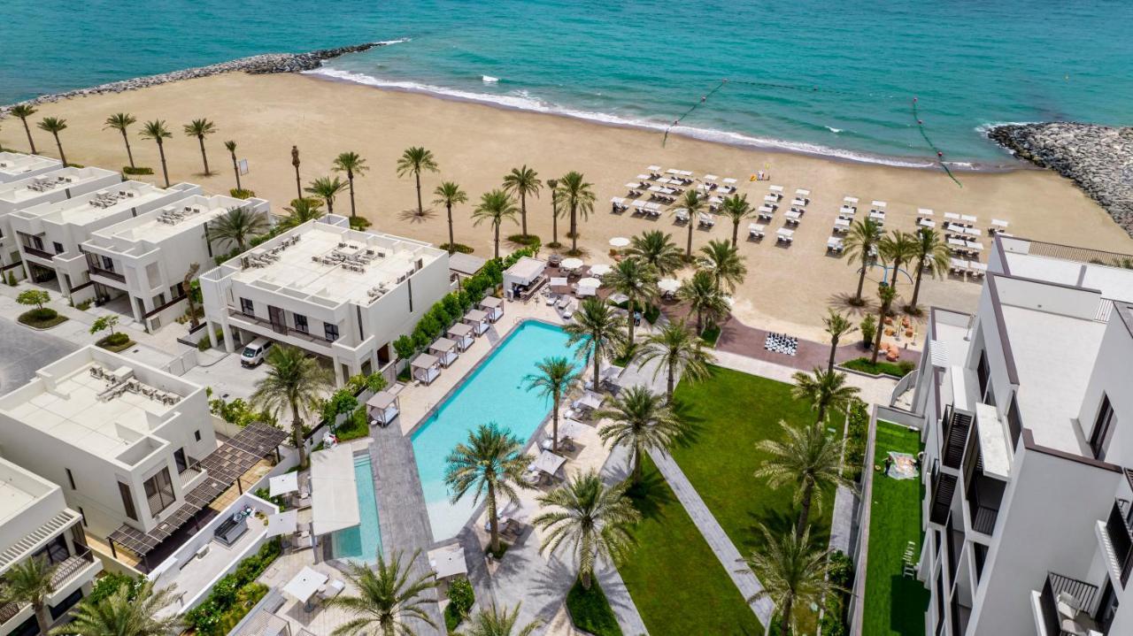 Palace Beach Resort Φουτζάυρα Εξωτερικό φωτογραφία Aerial view of the hotel